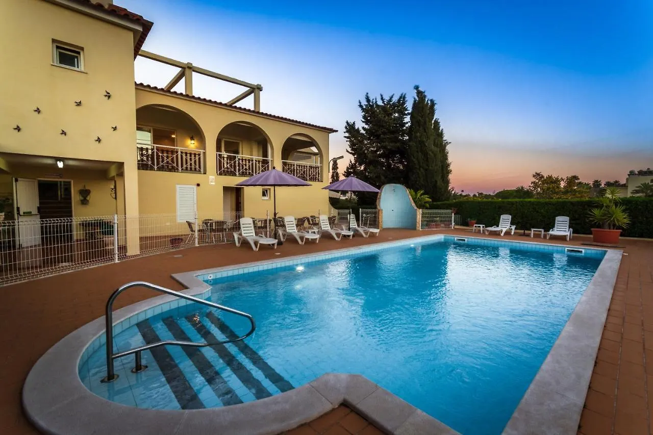 *** Guest house Villa Welwitshia Carvoeiro  Portugal